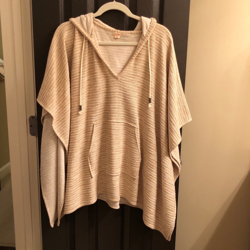 Echo Hooded Swimsuit Coverup - One Size